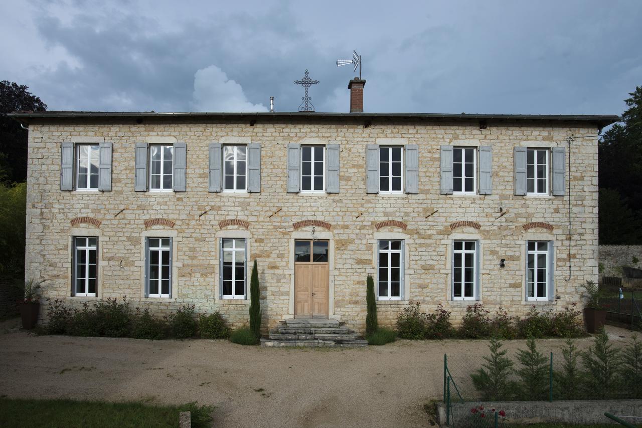 Le Cercle Chambres Climatisees Coligny Kültér fotó